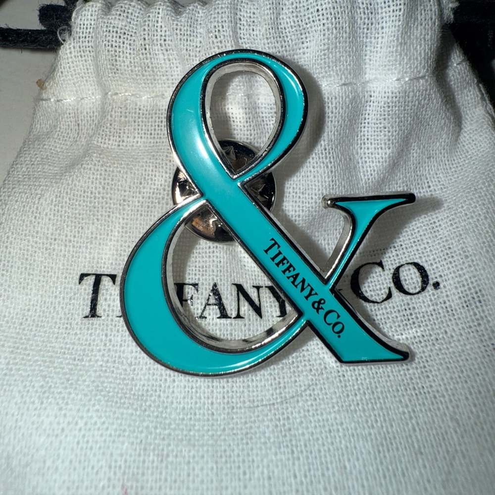 Tiffany & Co. Ampersand Pin - Picture 3 of 7